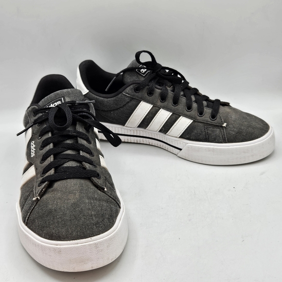 Adidas Daily Shoes Grey / White Size 8.5 In Mens